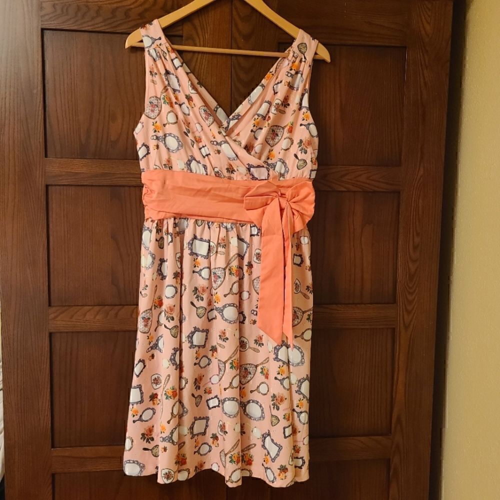 Lindy Bop Harper Dress in Pink Mirrors Size 10